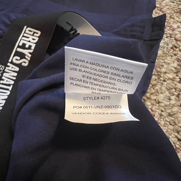 Grey’s Anatomy by Barco Scrub Pants XS in Indigo *Washed, never worn* - Picture 4 of 4